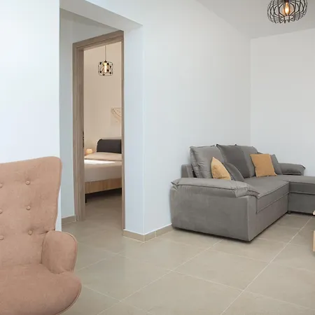 Apartment Etheria Comfort House *